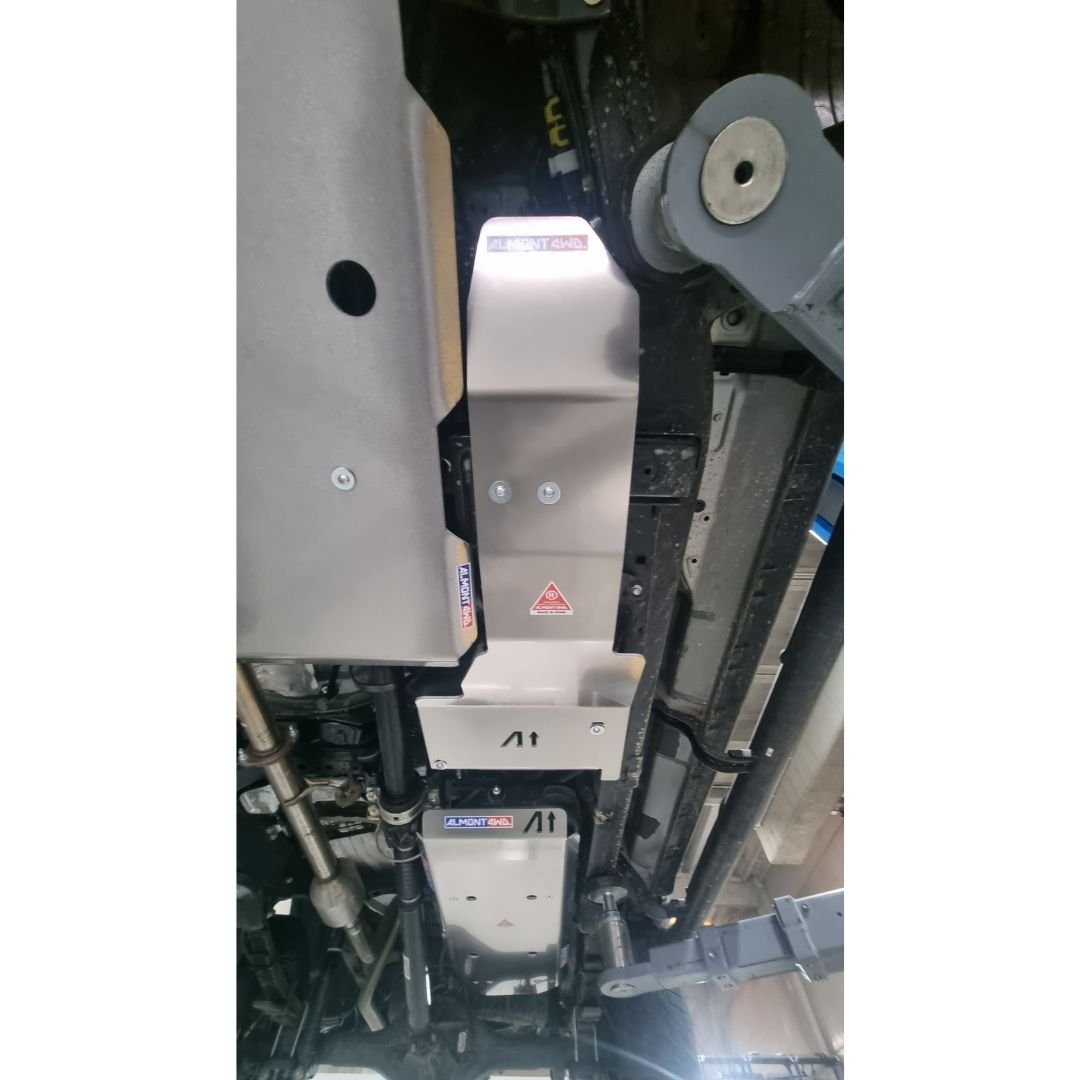 Almont AdBlue paagi kaitse Toyota Hilux Revo