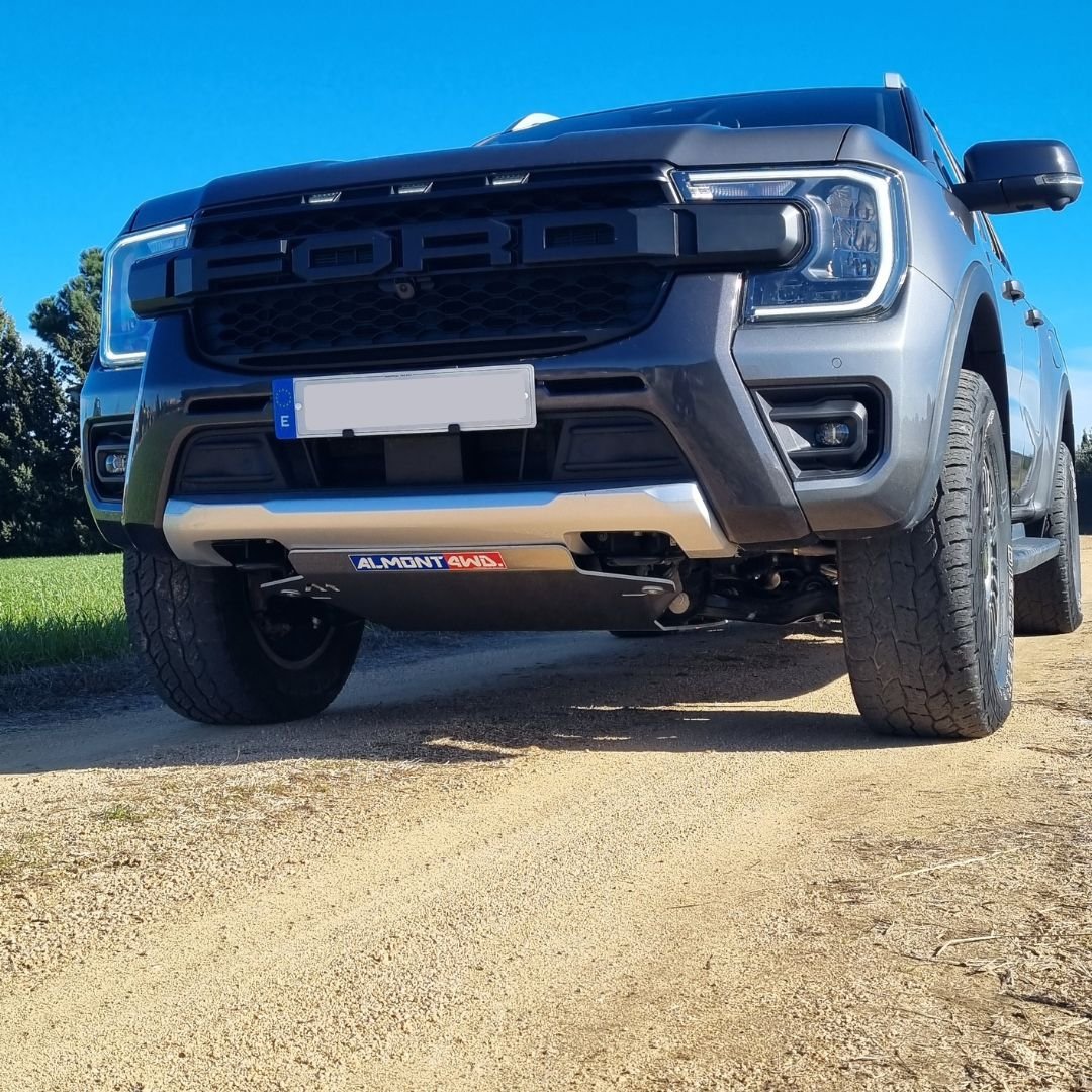 Almont esikaitse Ford Ranger PX4 Hybrid 2025-