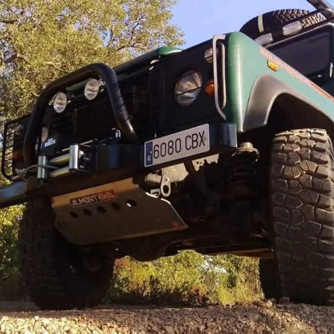 Almont esikaitse Land Rover Defender