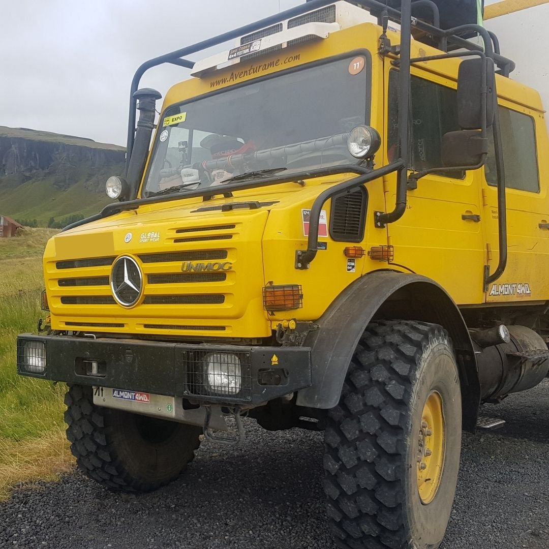 Almont esikaitse Mercedes-Benz Unimog 4000-5000