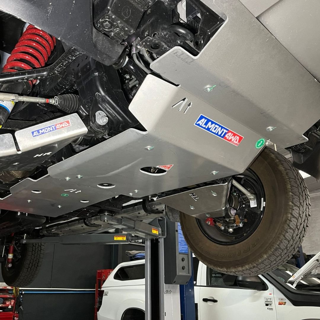 Almont esikaitse Toyota Hilux Revo – pilt 2