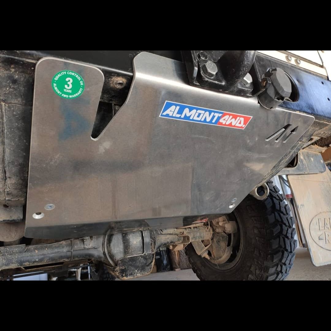 Almont kütusepaagi kaitse Land Rover Defender 110
