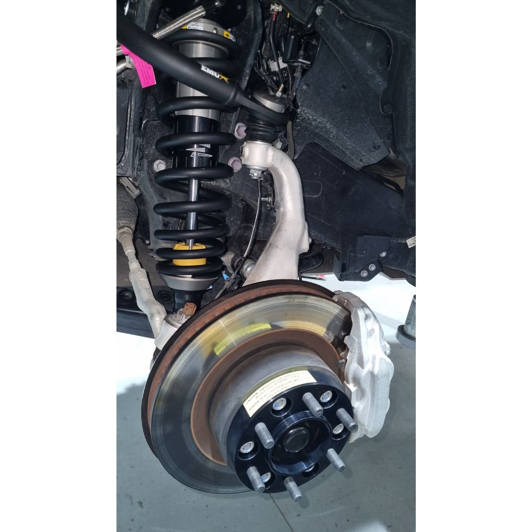 Almont rattavahetükid 30 mm (4 tk) Toyota Land Cruiser J250