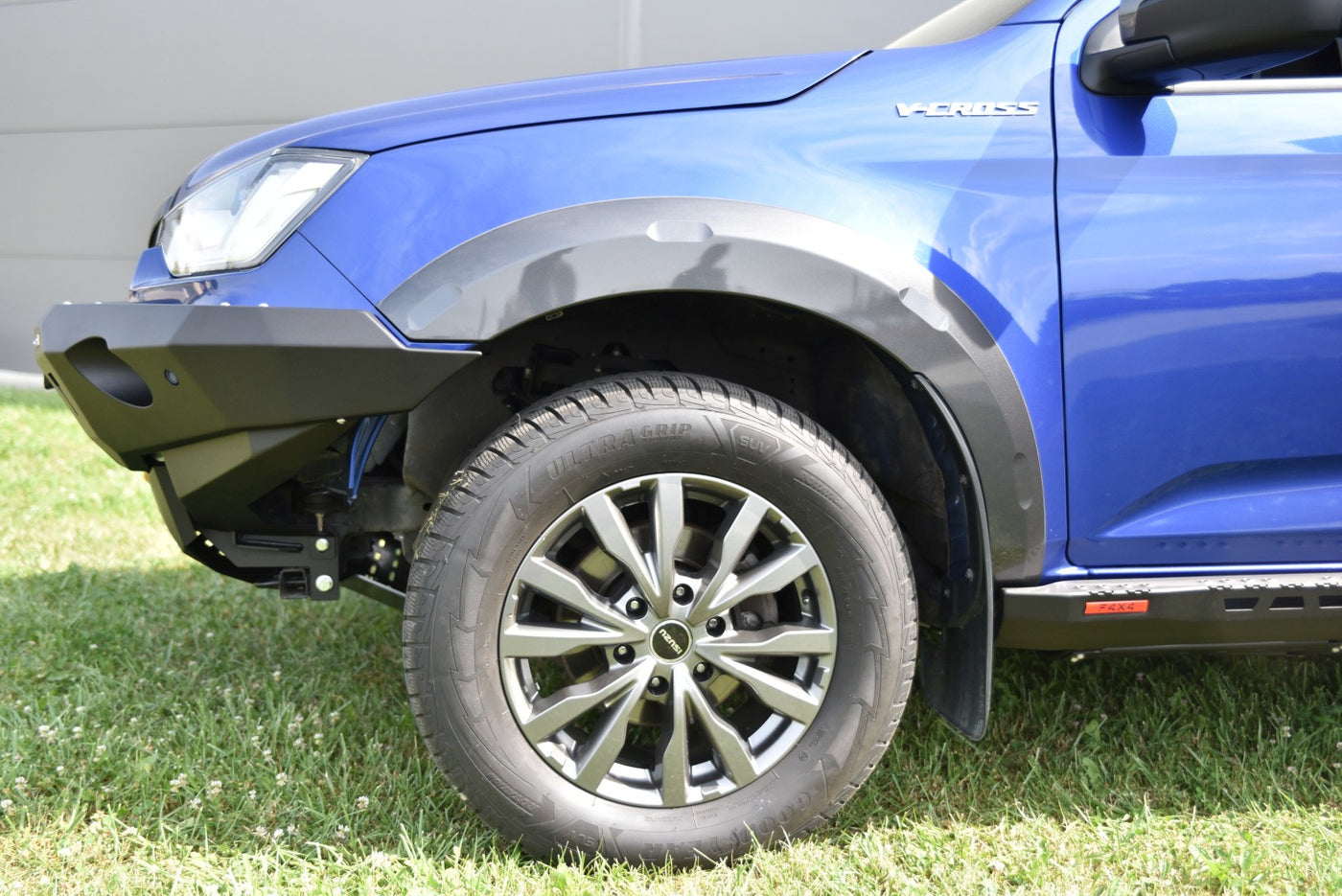 F4X4 esistange Isuzu D-Max 2020- standard, vaade 3