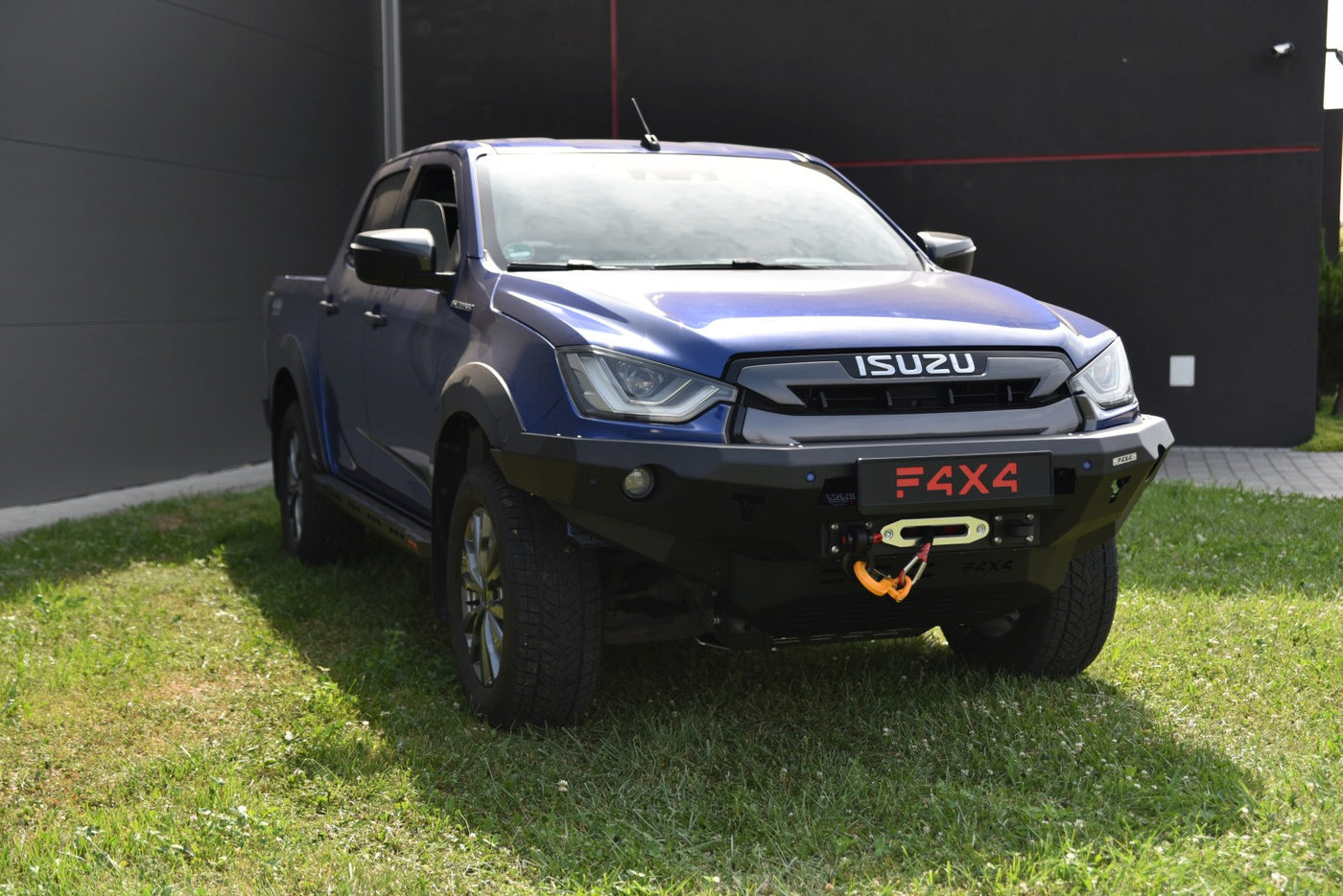 F4X4 esistange Isuzu D-Max 2020- standard, vaade 4
