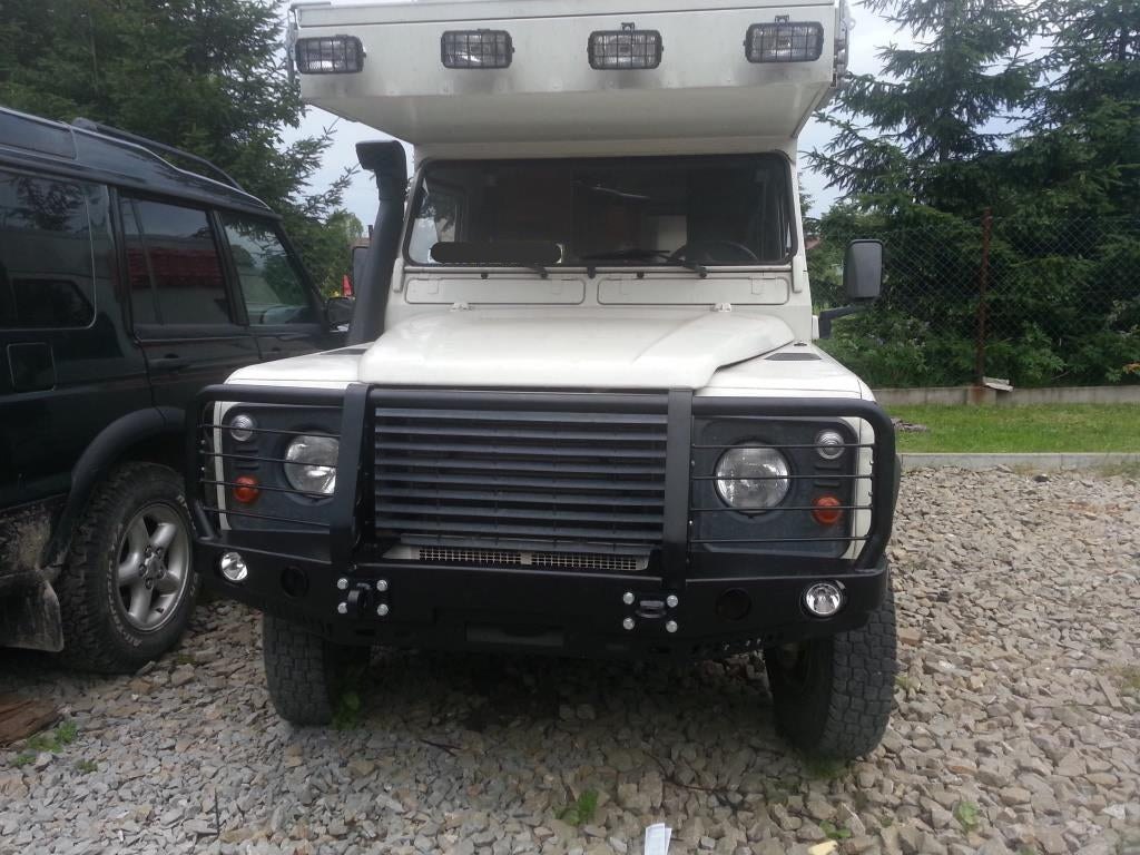 F4X4 esistange Land Rover Defender 110 ilma kliimaseadmeta