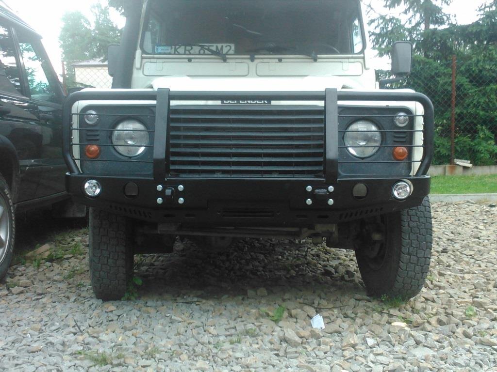F4X4 esistange Land Rover Defender 110 konditsioneeriga