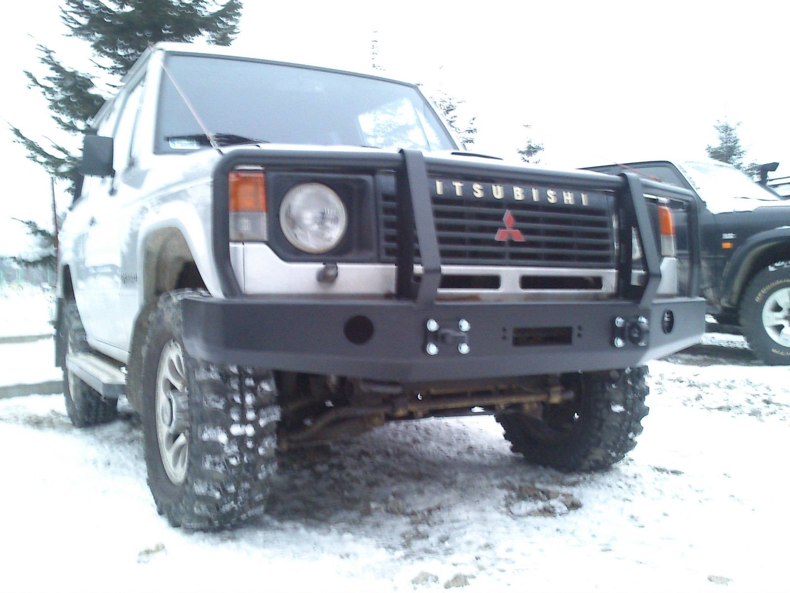 F4X4 esistange Mitsubishi Pajero I 1982-1991