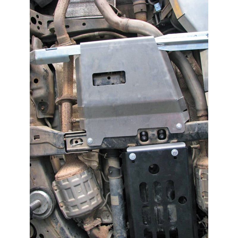 F4X4 jaotuskasti kaitse alumiinium Toyota Land Cruiser J200 2007-2015