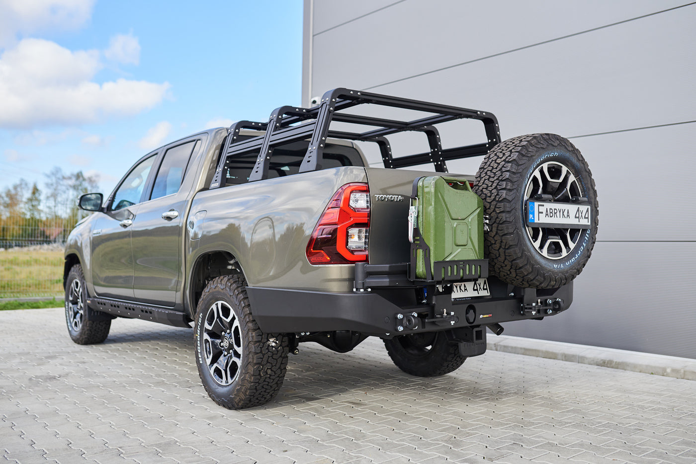F4X4 kastiraam (bed rack) Toyota Hilux Revo 2020- alumiinium, vaade 5