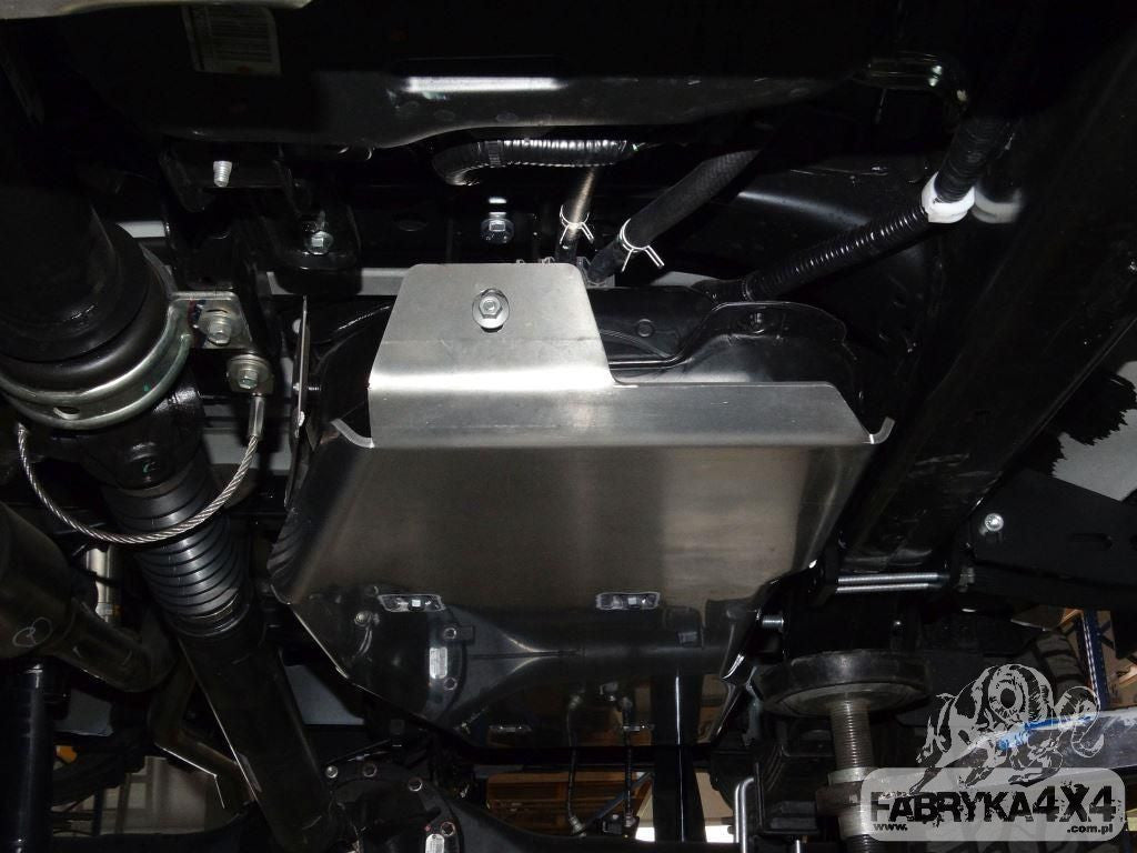 F4X4 kütusepaagi kaitse Toyota Hilux Revo 2016-2019 alumiinium
