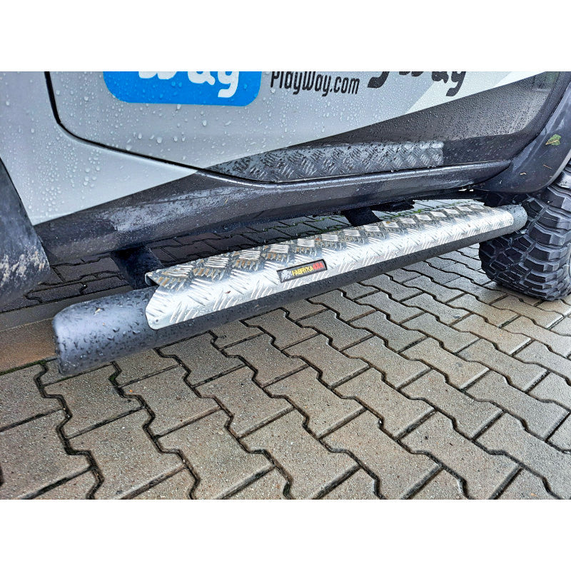 F4X4 lävepakud Nissan Patrol Y61 GU4 lühike