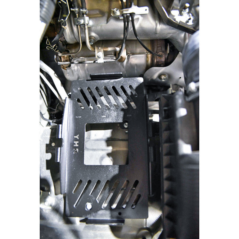 F4X4 lisaaku hoidik Toyota Hilux Revo 2020-
