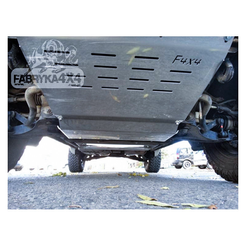 F4X4 mootori põhjakaitse Mitsubishi Pajero III 1999-2006 bensiin