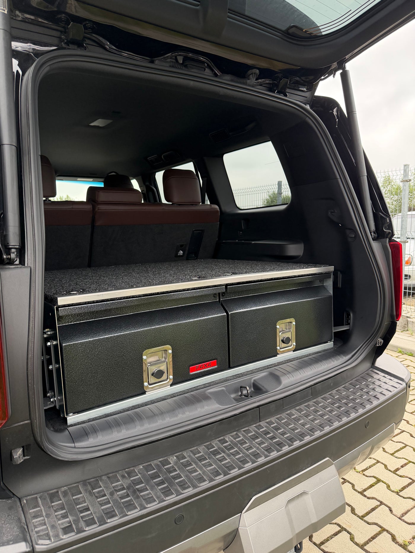 F4X4 sahtlisüsteem Toyota Land Cruiser J250 2024-